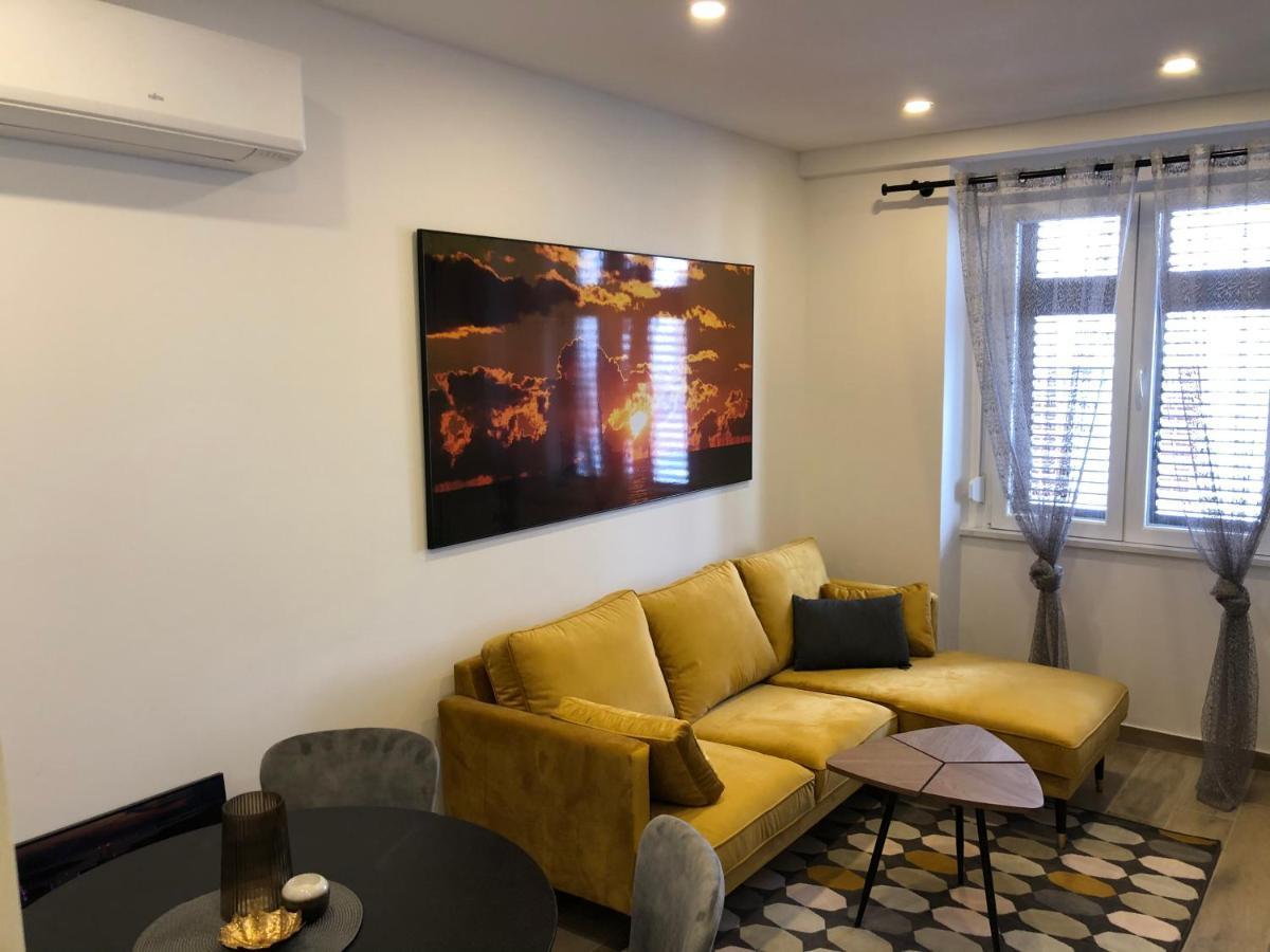 Apartment Mak With Free Parking Pula Exterior foto